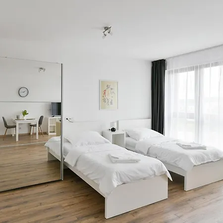 Golf 221 Apartment